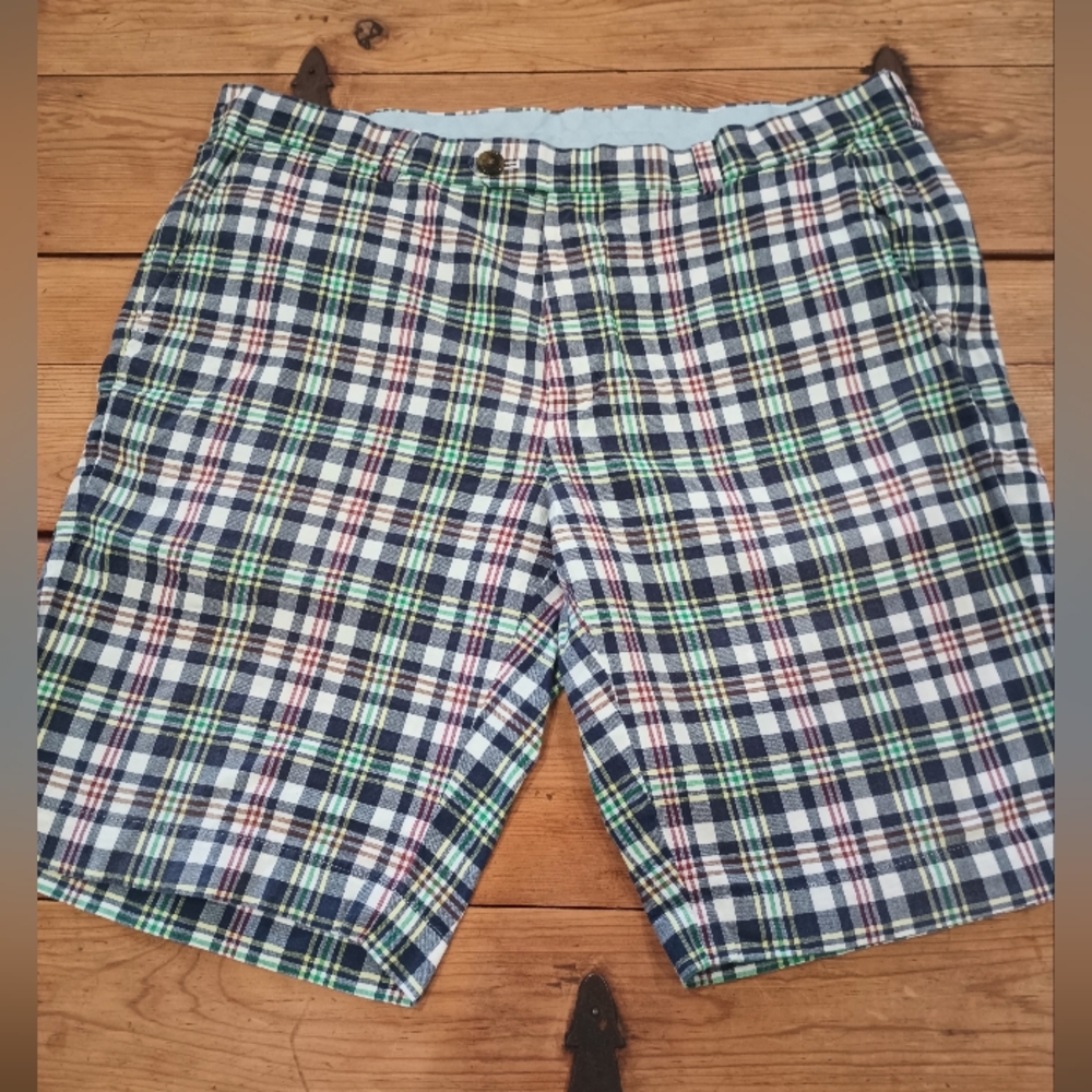 Brooks Brothers Plaid Flat-Front Bermuda Shorts Size 36W Preppy New England